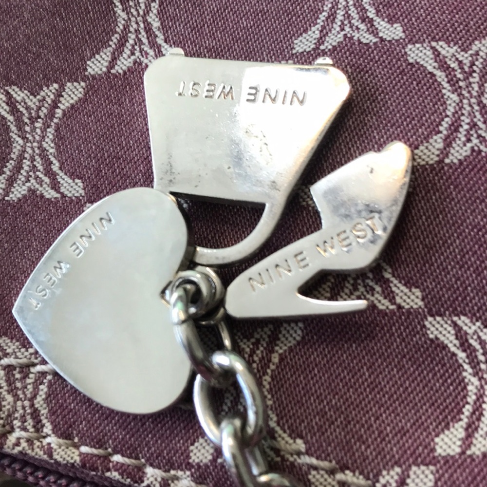 Nine West burgundy and tan purse. - Picture 4 of 8